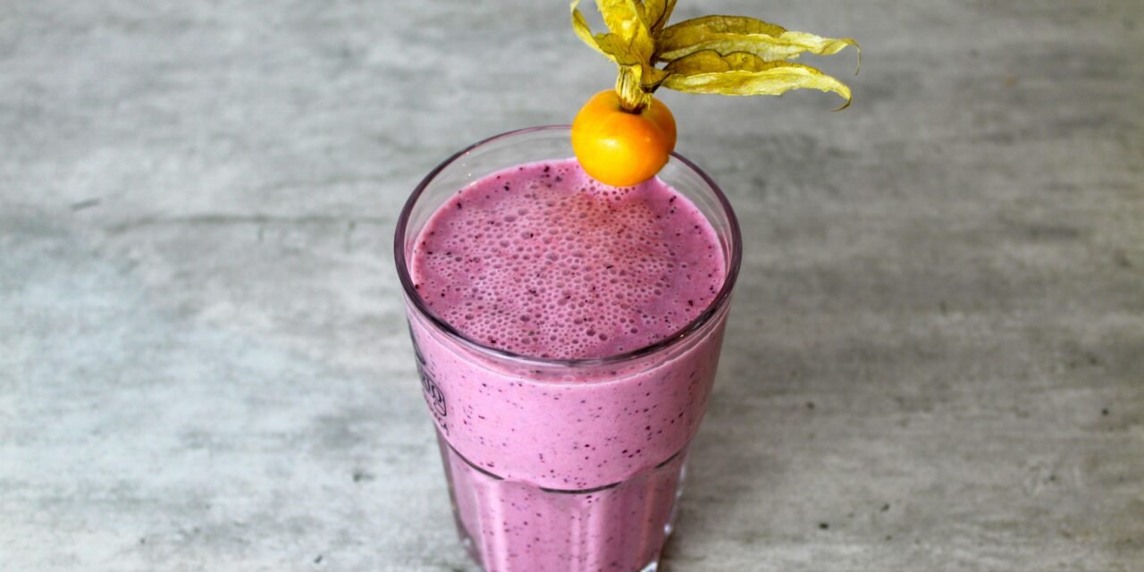 The Best Superfoods for the Ultimate Smoothie Boost